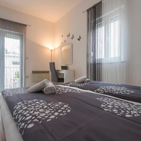 Apartman Miki Borik Zadar Extérieur photo