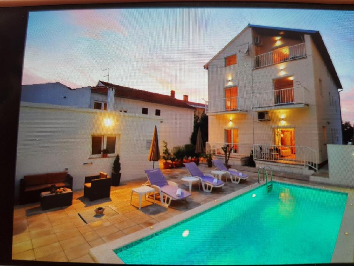 Apartman Miki Borik Zadar Extérieur photo