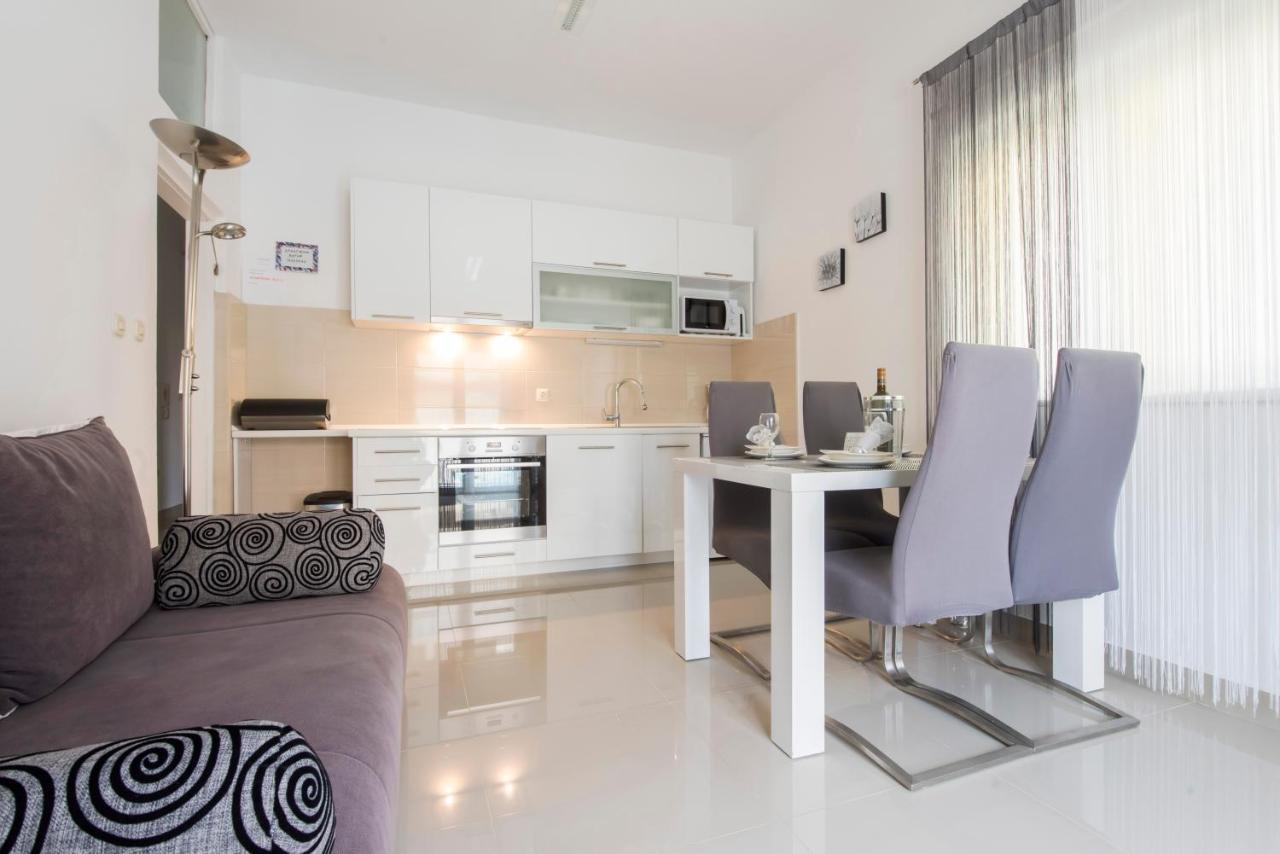 Apartman Miki Borik Zadar Extérieur photo
