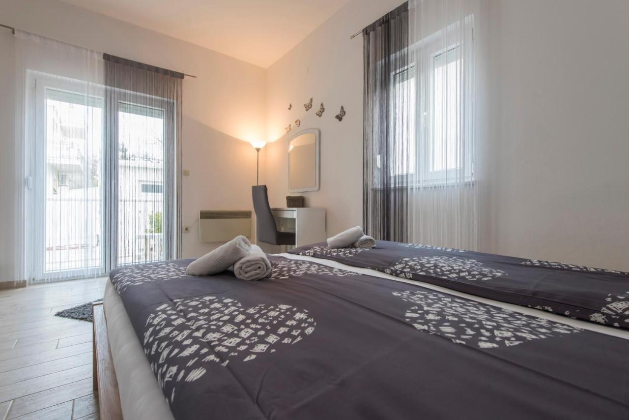 Apartman Miki Borik Zadar Extérieur photo